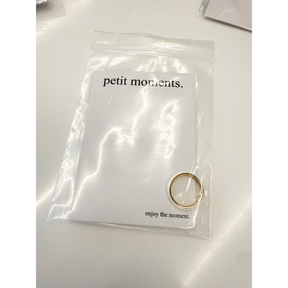 NWT Petit Moments Dainty White Ring Gold Accents, Size 6 - Picture 1 of 2